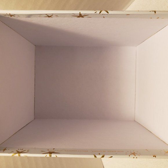 HOLIDAY GIFT BOX - A CHRISTMAS STORY - 5.25" LONG x 3.875" DEEP x 4.5" HIGH - Picture 7 of 16